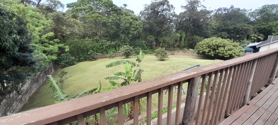 4 Bedroom Property for Sale in Umtentweni KwaZulu-Natal
