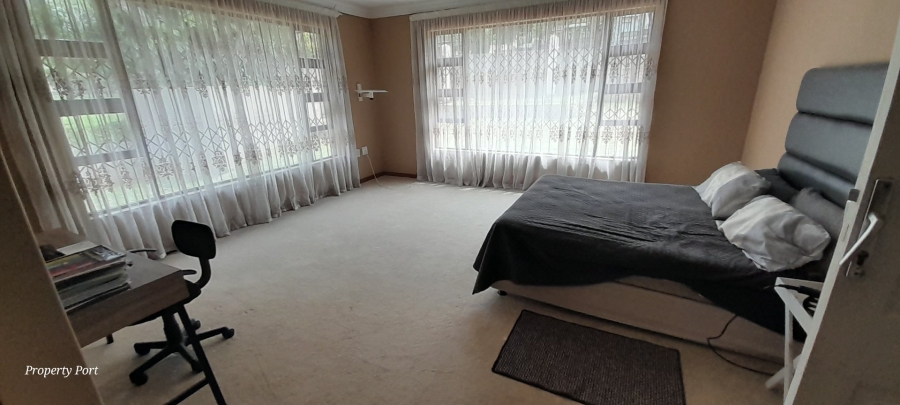 4 Bedroom Property for Sale in Umtentweni KwaZulu-Natal