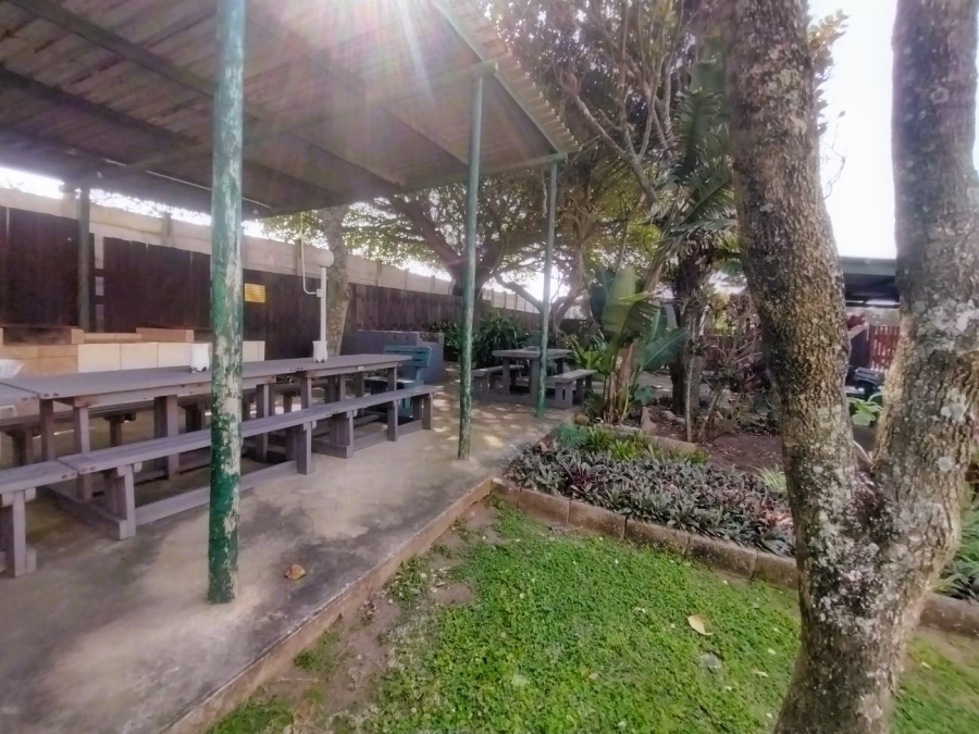 2 Bedroom Property for Sale in Hibberdene KwaZulu-Natal