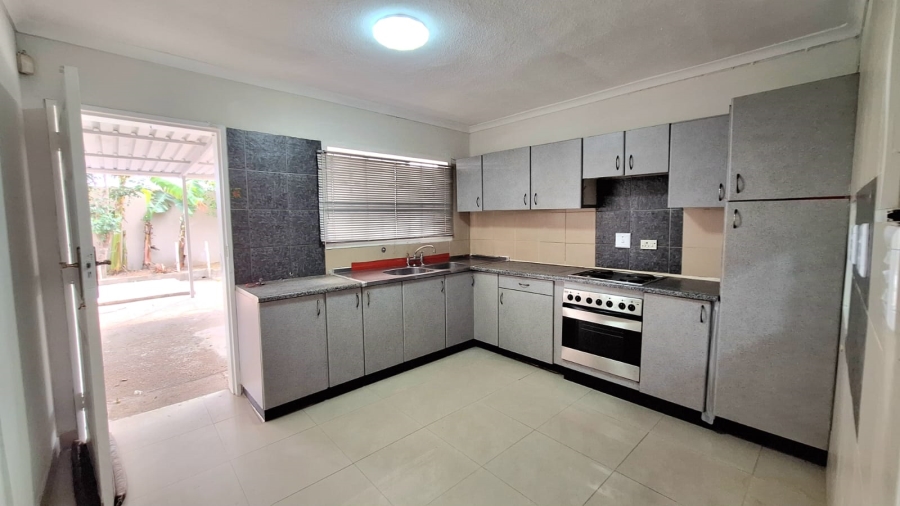 4 Bedroom Property for Sale in Caneside KwaZulu-Natal