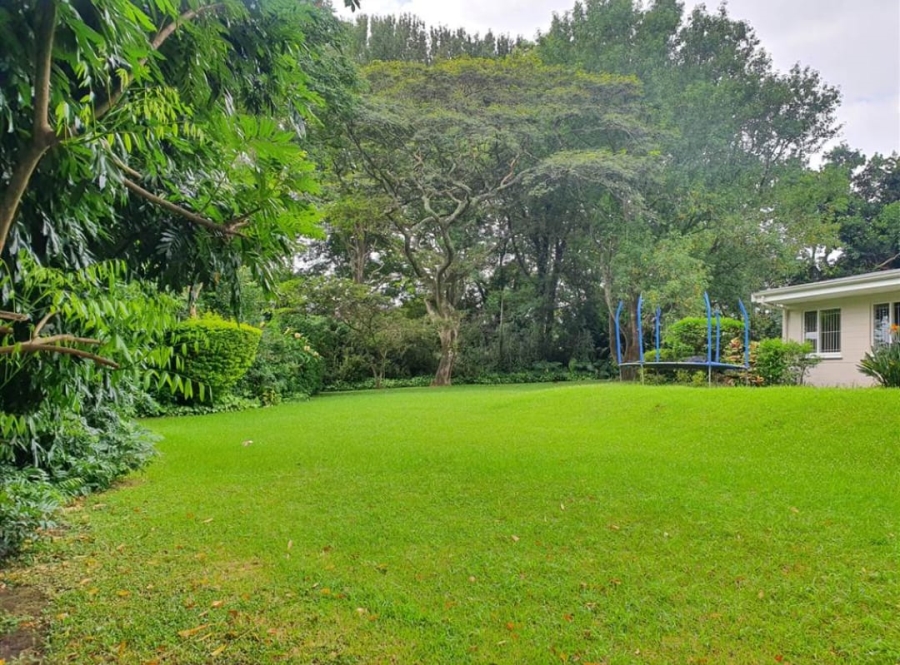 To Let 4 Bedroom Property for Rent in Kloof KwaZulu-Natal