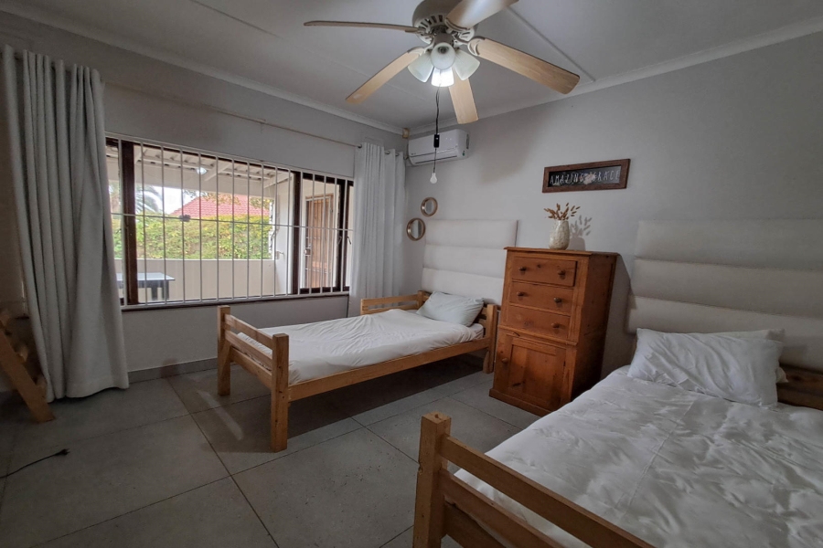 4 Bedroom Property for Sale in St Michaels On Sea KwaZulu-Natal
