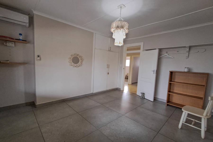 4 Bedroom Property for Sale in St Michaels On Sea KwaZulu-Natal