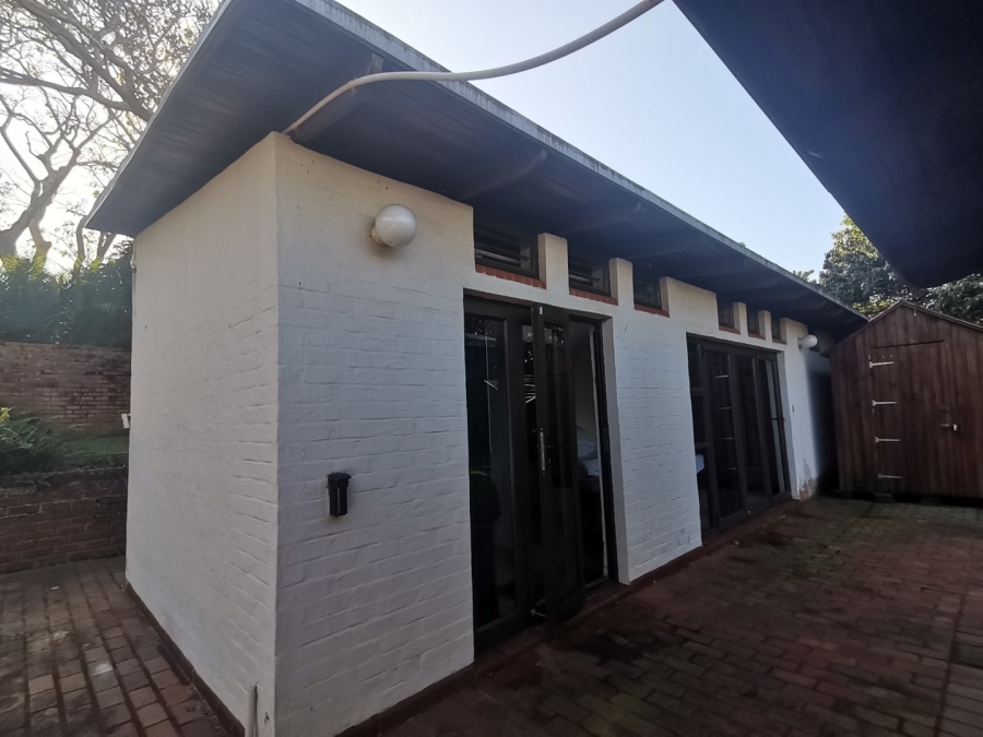4 Bedroom Property for Sale in Oslo Beach KwaZulu-Natal