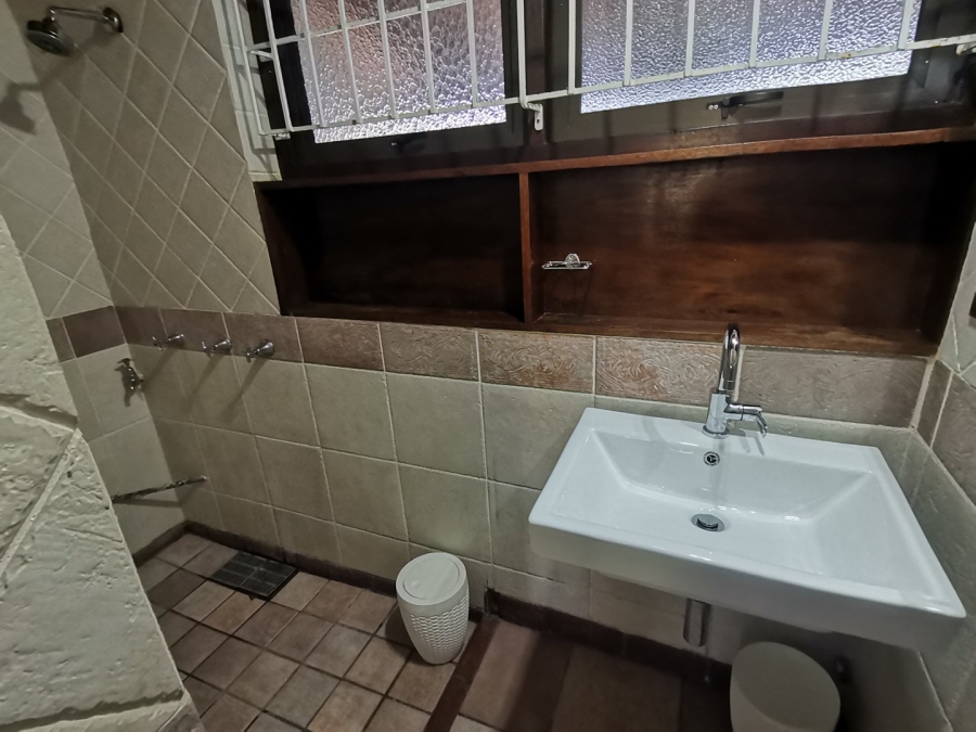 4 Bedroom Property for Sale in Oslo Beach KwaZulu-Natal