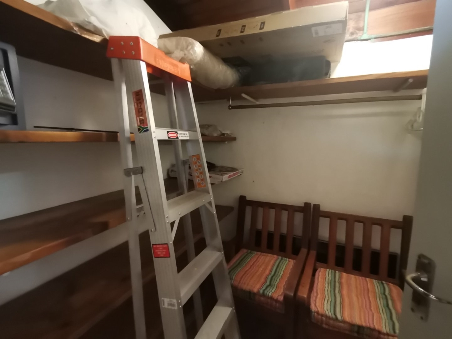 4 Bedroom Property for Sale in Oslo Beach KwaZulu-Natal