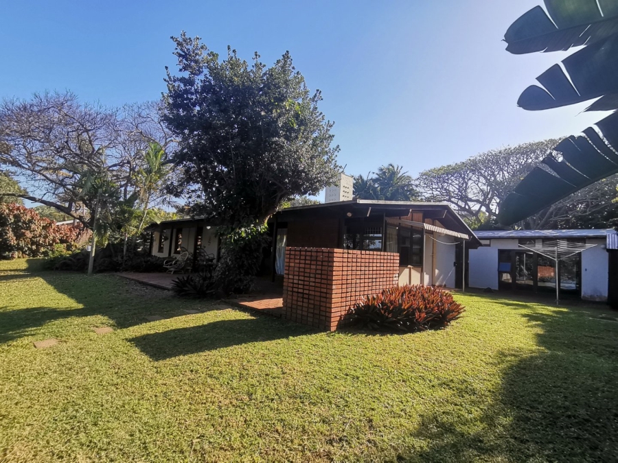 4 Bedroom Property for Sale in Oslo Beach KwaZulu-Natal