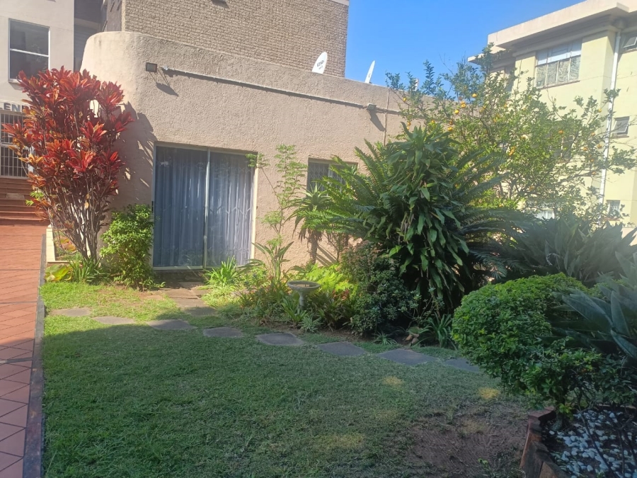 2 Bedroom Property for Sale in Essenwood KwaZulu-Natal
