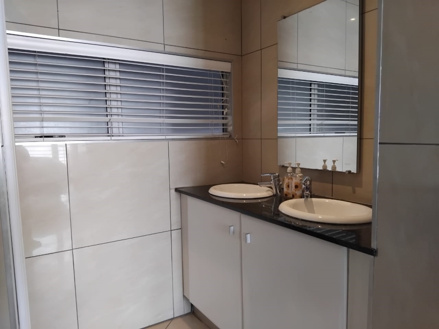2 Bedroom Property for Sale in Point Waterfront KwaZulu-Natal