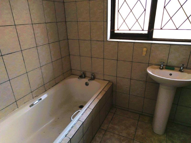 3 Bedroom Property for Sale in Hibberdene KwaZulu-Natal