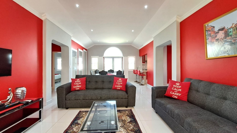 3 Bedroom Property for Sale in Port Edward KwaZulu-Natal