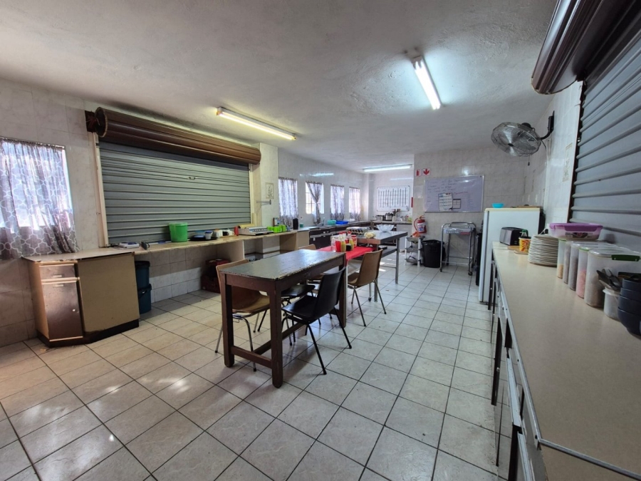  Bedroom Property for Sale in Sunnyridge KwaZulu-Natal