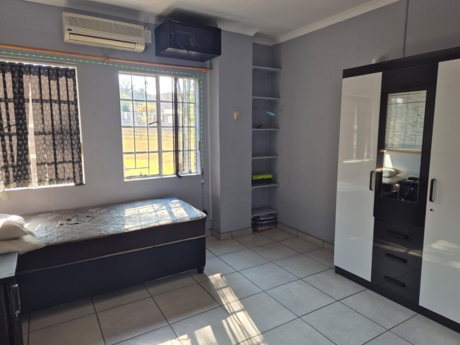  Bedroom Property for Sale in Sunnyridge KwaZulu-Natal