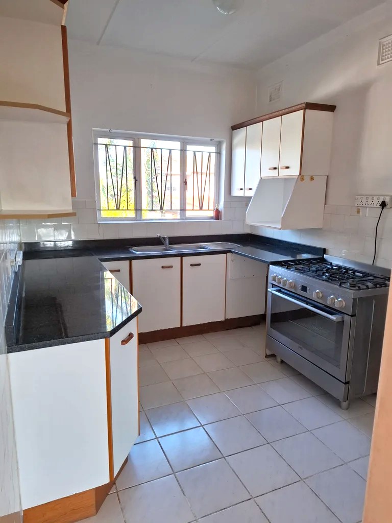To Let 3 Bedroom Property for Rent in Sherwood KwaZulu-Natal