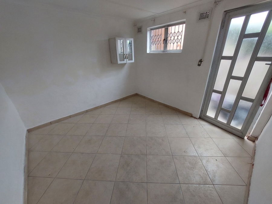 To Let 2 Bedroom Property for Rent in Silverglen KwaZulu-Natal