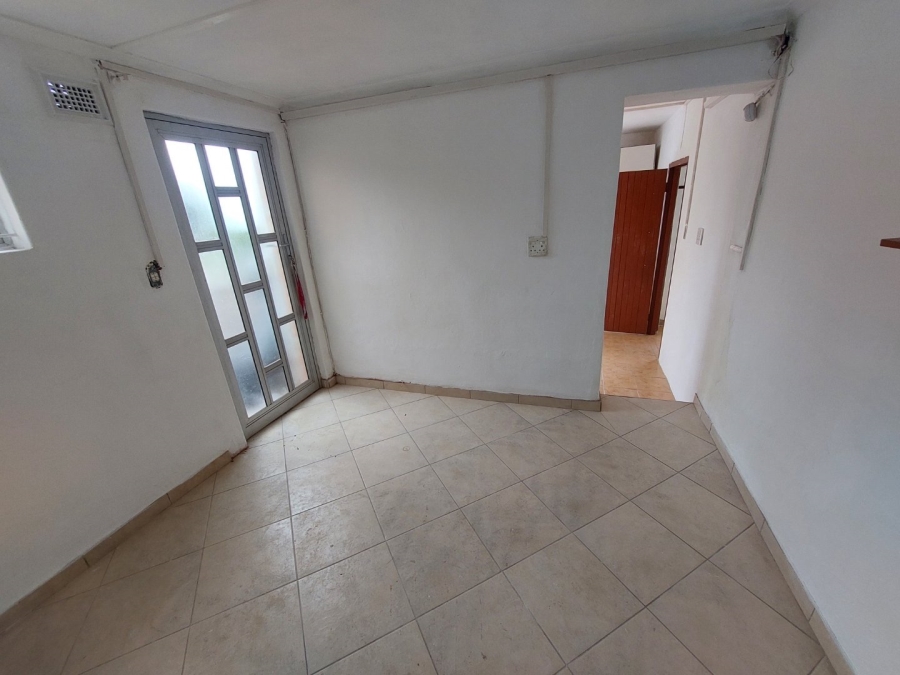 To Let 2 Bedroom Property for Rent in Silverglen KwaZulu-Natal