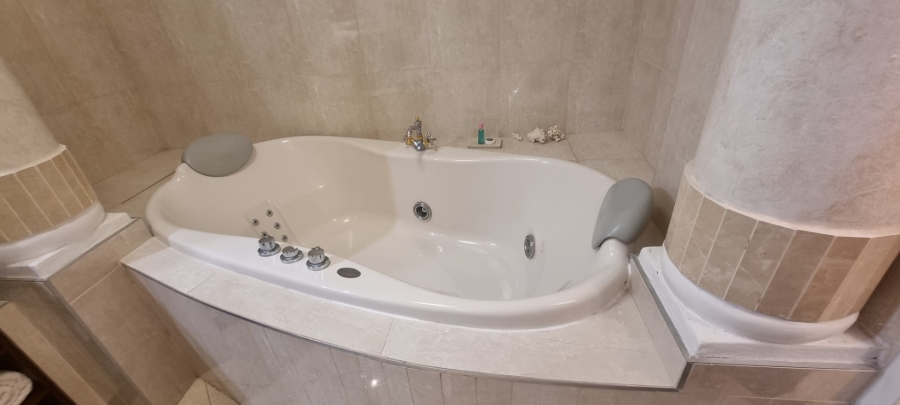 4 Bedroom Property for Sale in Margate Beach KwaZulu-Natal