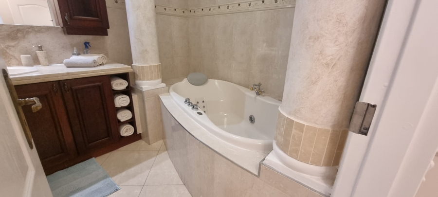 4 Bedroom Property for Sale in Margate Beach KwaZulu-Natal