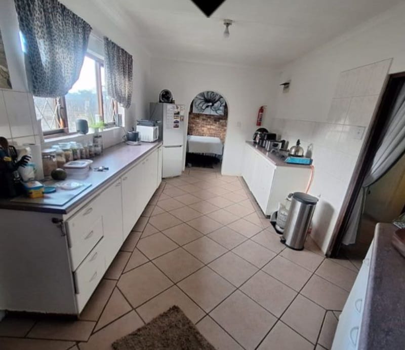 5 Bedroom Property for Sale in St Michaels On Sea KwaZulu-Natal