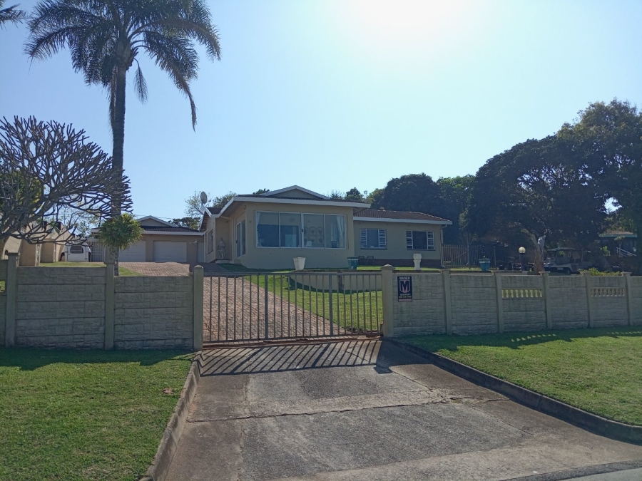 3 Bedroom Property for Sale in Uvongo KwaZulu-Natal