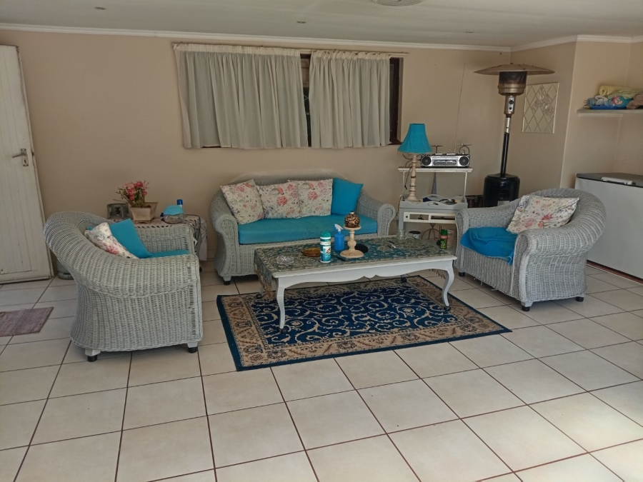 3 Bedroom Property for Sale in Uvongo KwaZulu-Natal