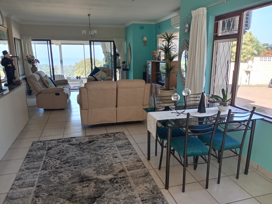 3 Bedroom Property for Sale in Uvongo KwaZulu-Natal