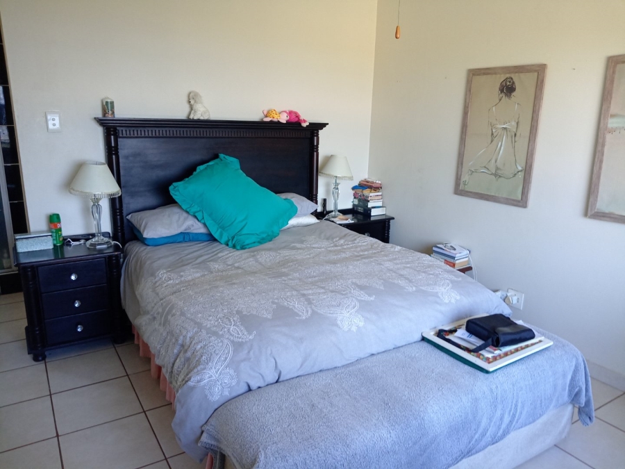 3 Bedroom Property for Sale in Uvongo KwaZulu-Natal