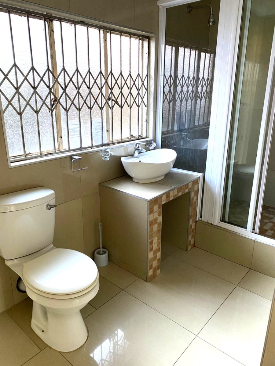 To Let 2 Bedroom Property for Rent in Raisethorpe KwaZulu-Natal
