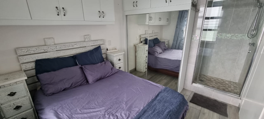 1 Bedroom Property for Sale in Sea Park KwaZulu-Natal