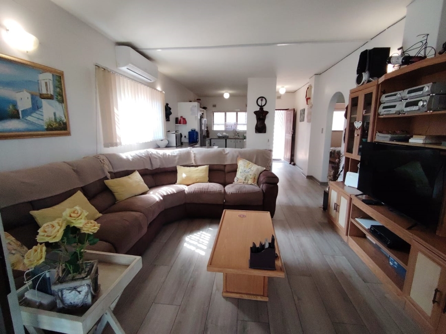 2 Bedroom Property for Sale in Margate North Beach KwaZulu-Natal