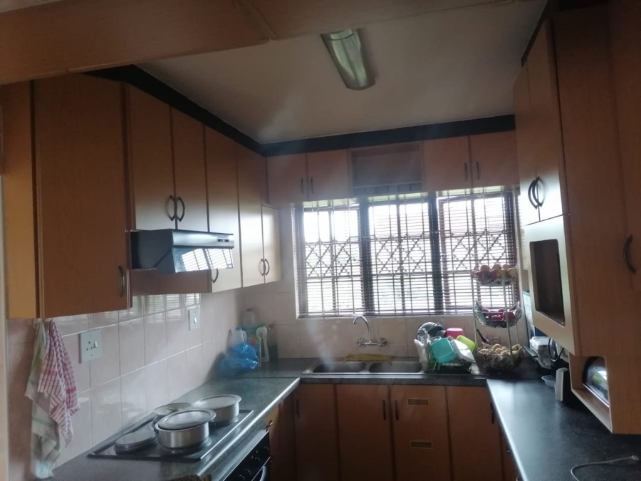  Bedroom Property for Sale in Waterways KwaZulu-Natal
