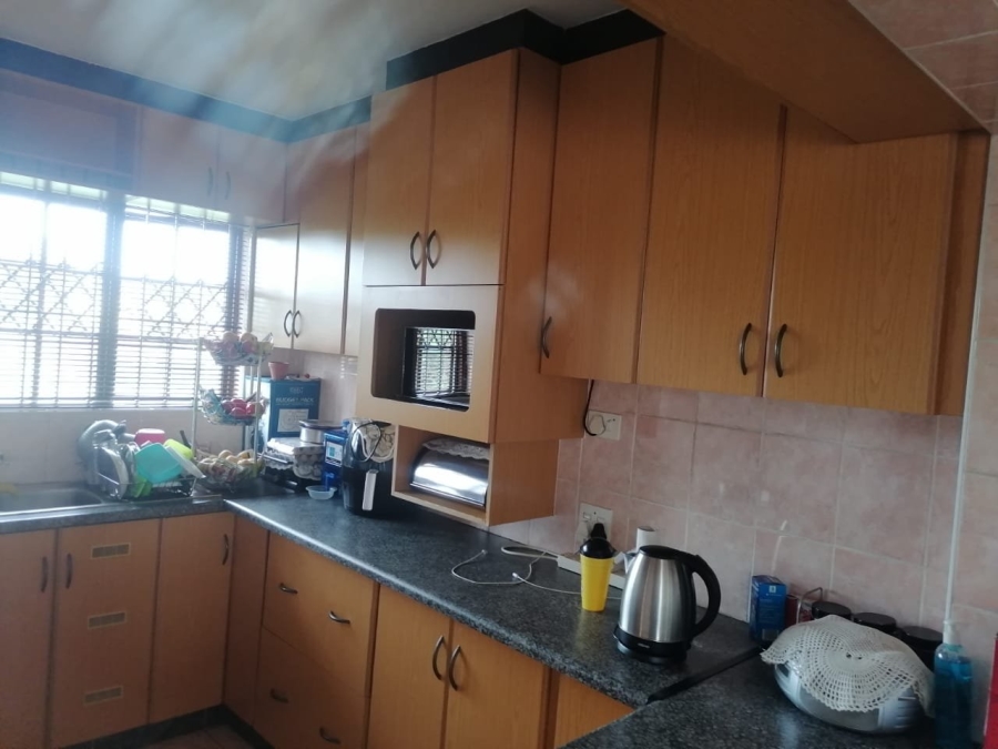  Bedroom Property for Sale in Waterways KwaZulu-Natal