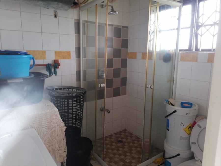  Bedroom Property for Sale in Waterways KwaZulu-Natal