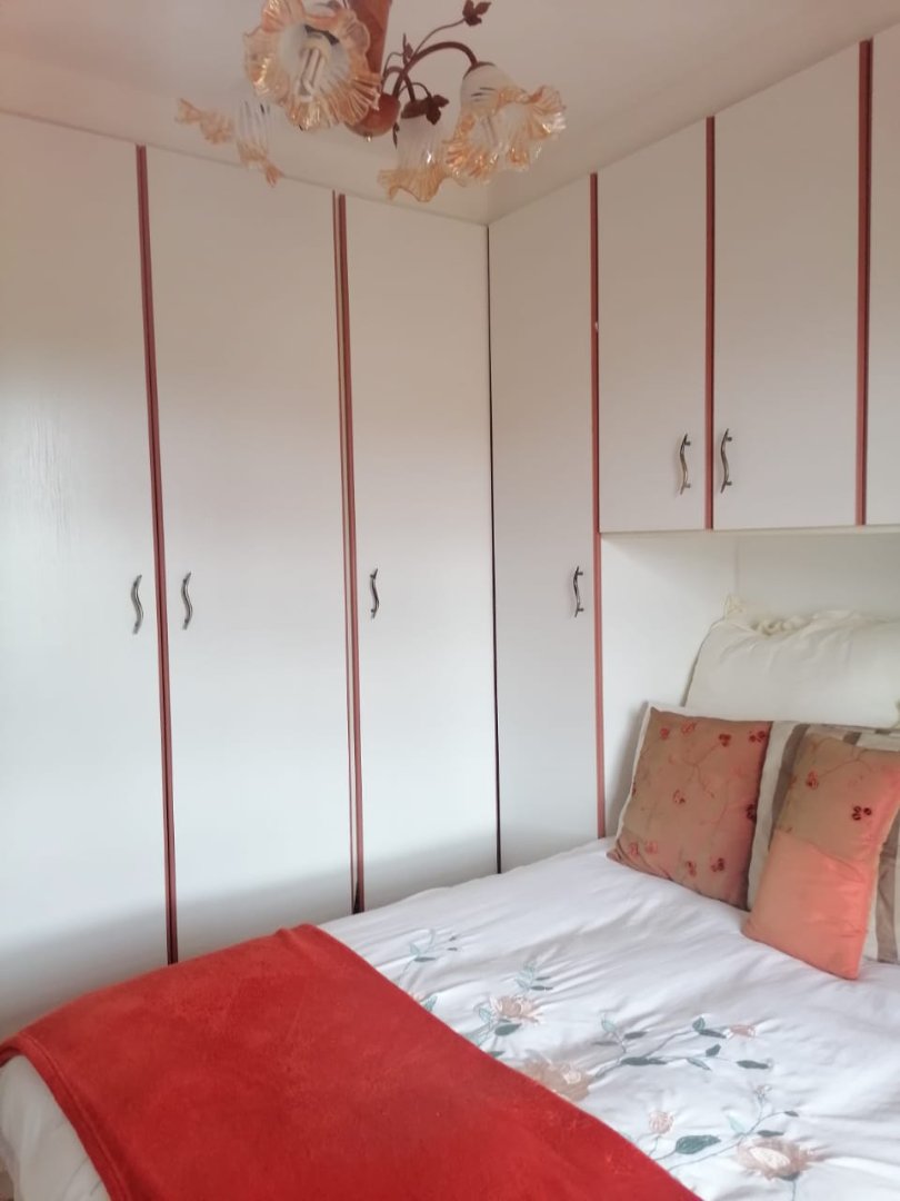  Bedroom Property for Sale in Waterways KwaZulu-Natal
