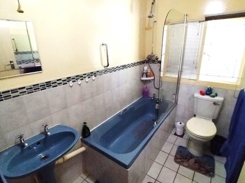 2 Bedroom Property for Sale in Hibberdene KwaZulu-Natal