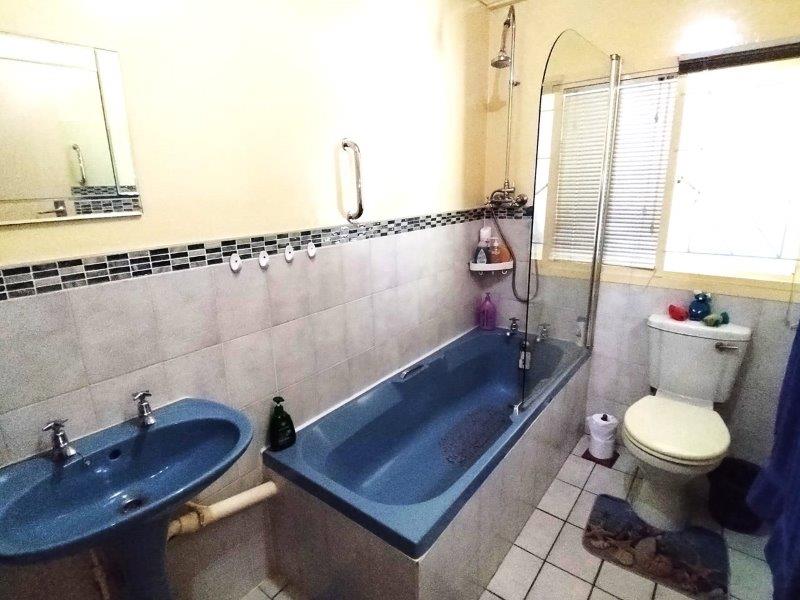 2 Bedroom Property for Sale in Hibberdene KwaZulu-Natal