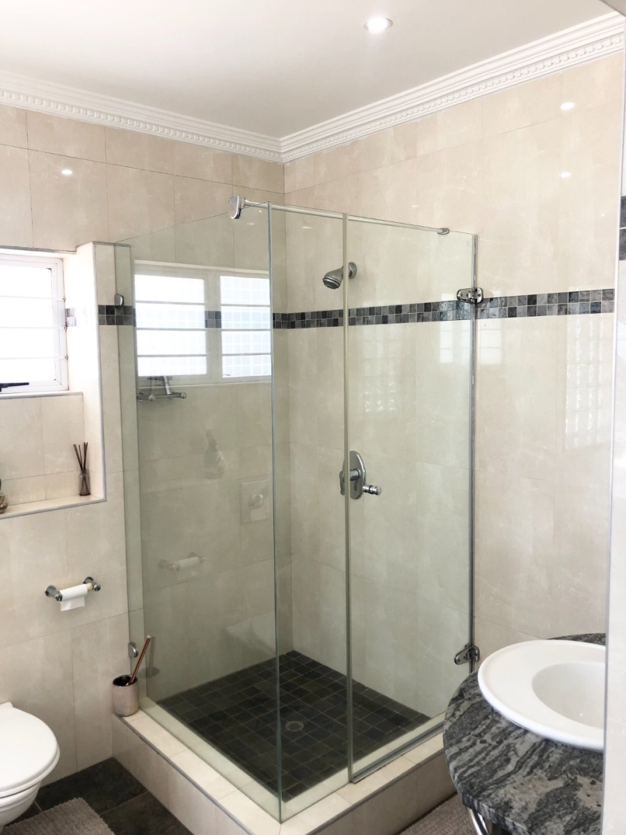 5 Bedroom Property for Sale in Oslo Beach KwaZulu-Natal