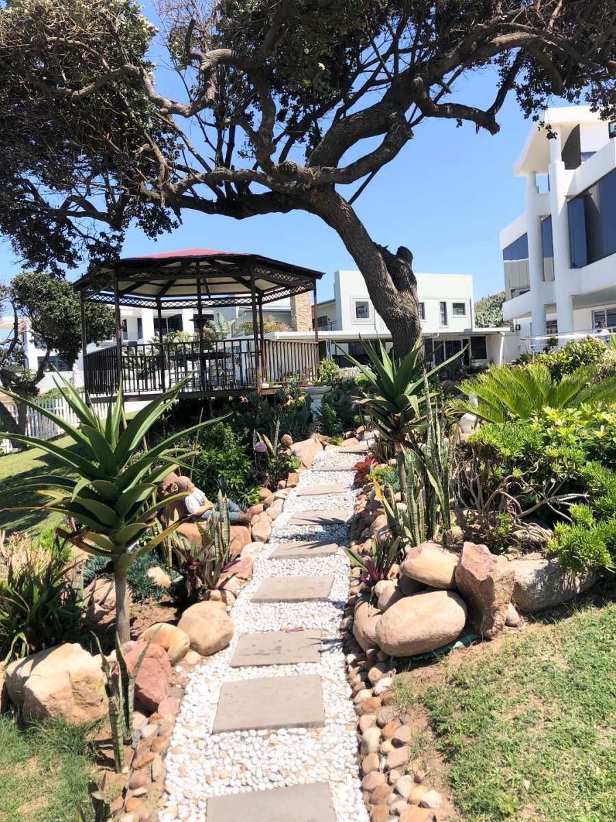5 Bedroom Property for Sale in Oslo Beach KwaZulu-Natal