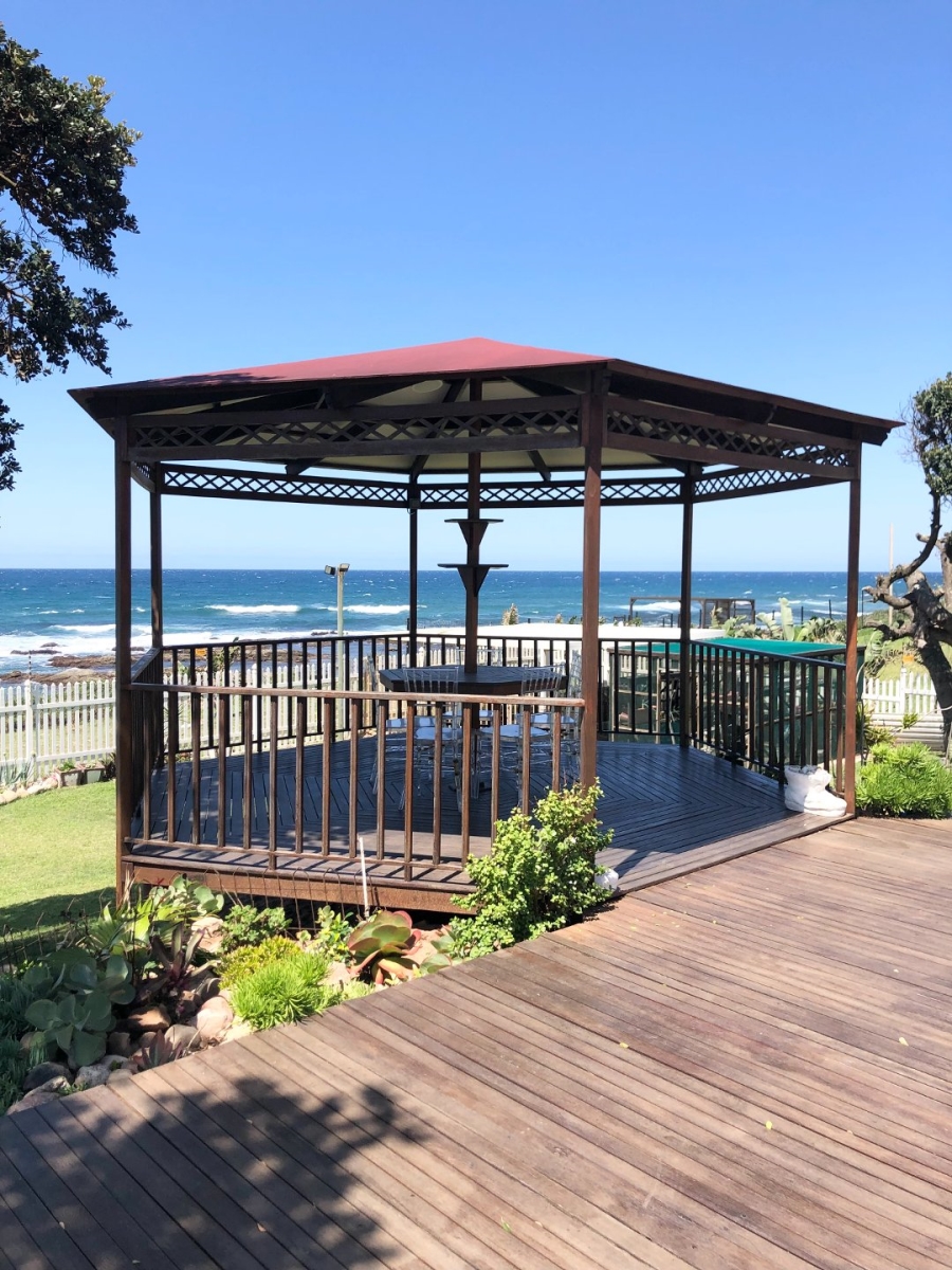 5 Bedroom Property for Sale in Oslo Beach KwaZulu-Natal