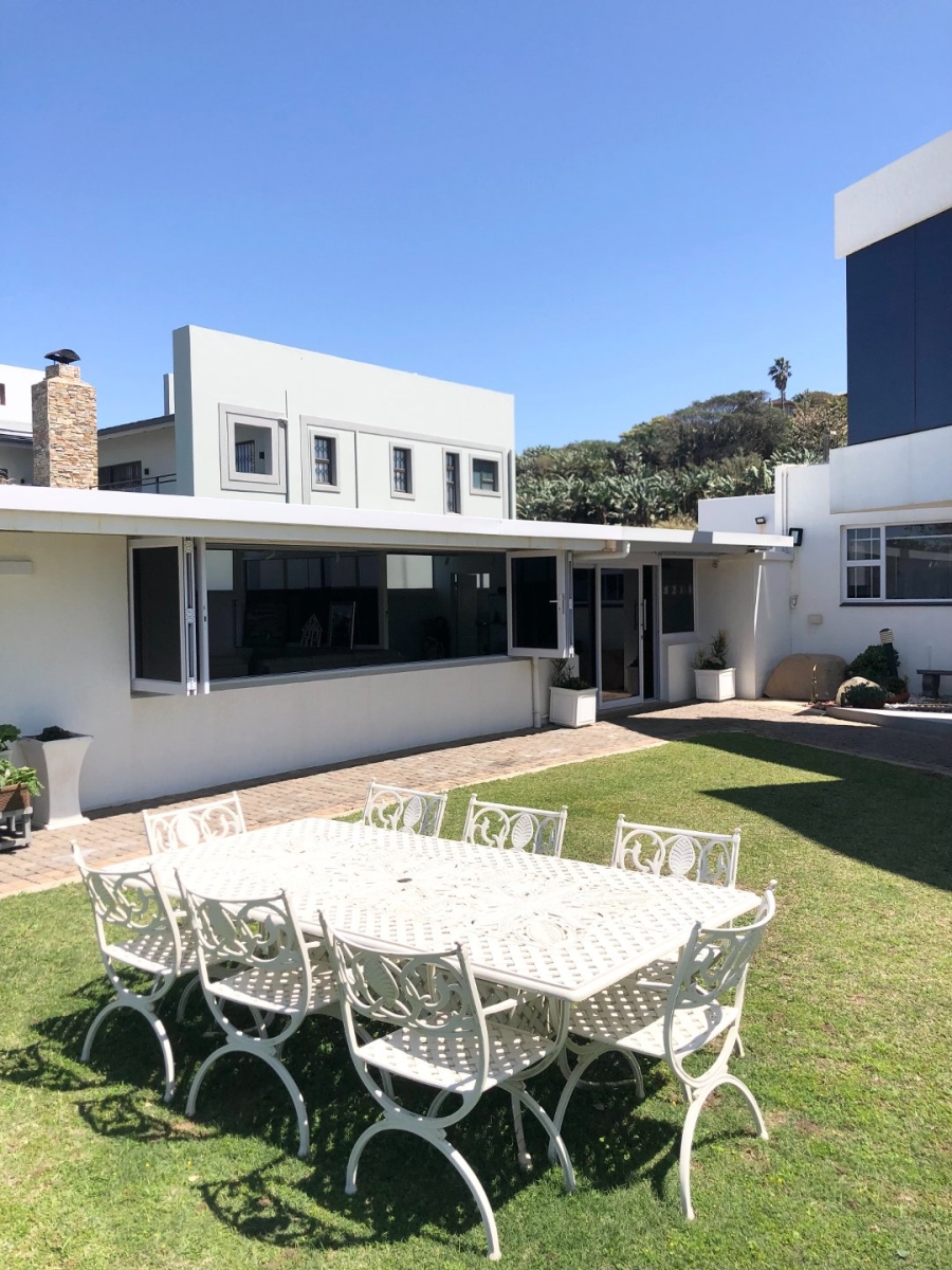 5 Bedroom Property for Sale in Oslo Beach KwaZulu-Natal
