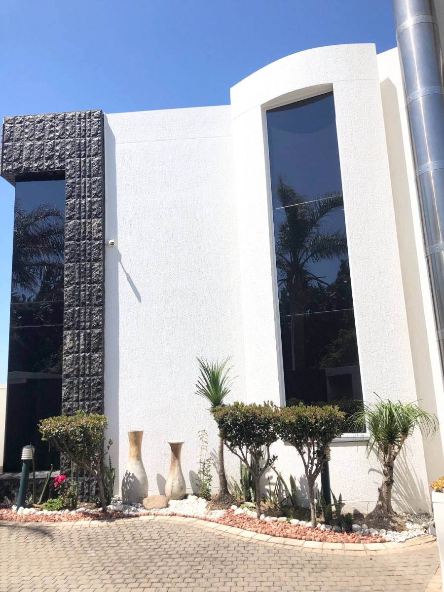 5 Bedroom Property for Sale in Oslo Beach KwaZulu-Natal
