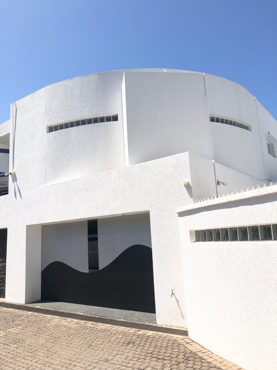 5 Bedroom Property for Sale in Oslo Beach KwaZulu-Natal