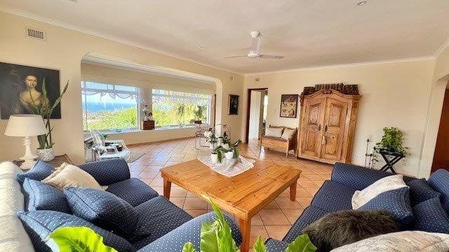 3 Bedroom Property for Sale in St Michaels On Sea KwaZulu-Natal