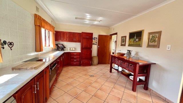 3 Bedroom Property for Sale in St Michaels On Sea KwaZulu-Natal