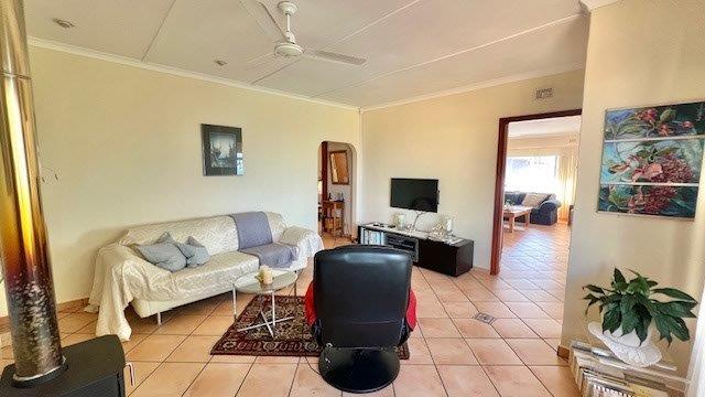 3 Bedroom Property for Sale in St Michaels On Sea KwaZulu-Natal