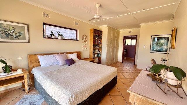 3 Bedroom Property for Sale in St Michaels On Sea KwaZulu-Natal