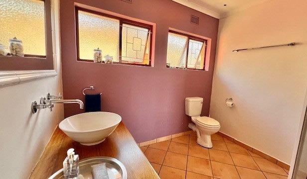 3 Bedroom Property for Sale in St Michaels On Sea KwaZulu-Natal