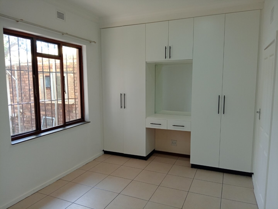 6 Bedroom Property for Sale in Manaba Beach KwaZulu-Natal
