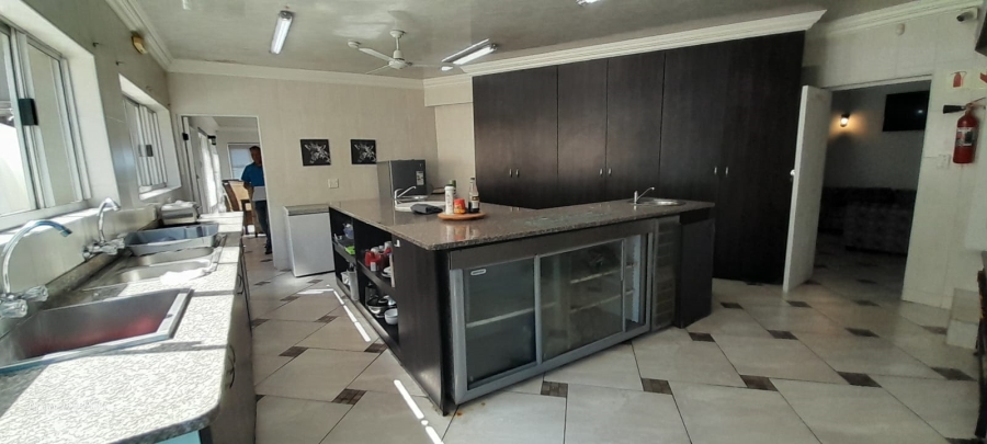 14 Bedroom Property for Sale in St Michaels On Sea KwaZulu-Natal