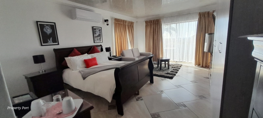 14 Bedroom Property for Sale in St Michaels On Sea KwaZulu-Natal